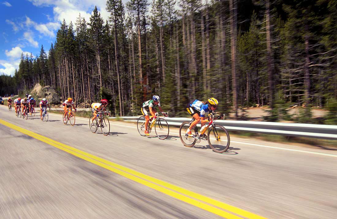 Canadian Lynda Jackson speeds down Banner Summit on the way to the finish in Stanley, Idaho during the 1998 Women's Challenge.