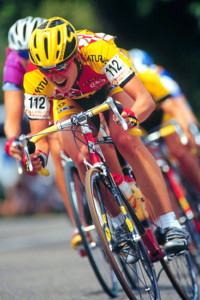 Dede Demet leads the group during the downtown criterium in 2000.
